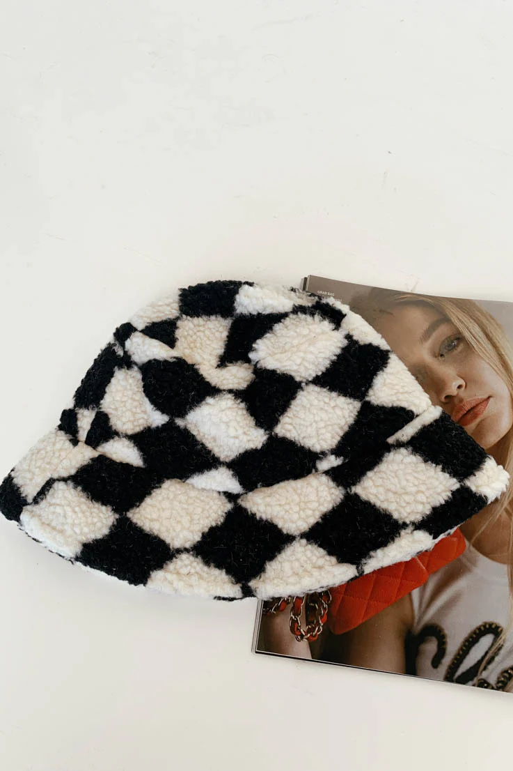 90s Babe Bucket Hat - Image 3