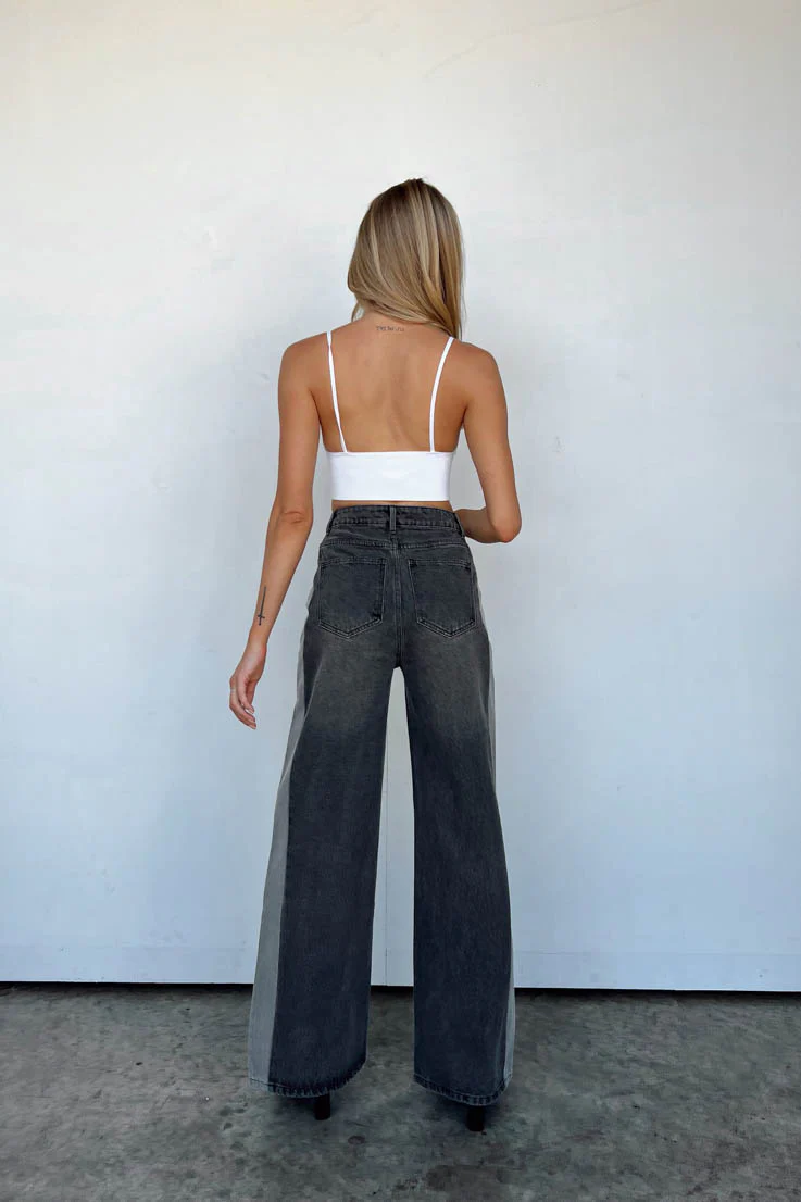 Alexis Jeans - Image 3
