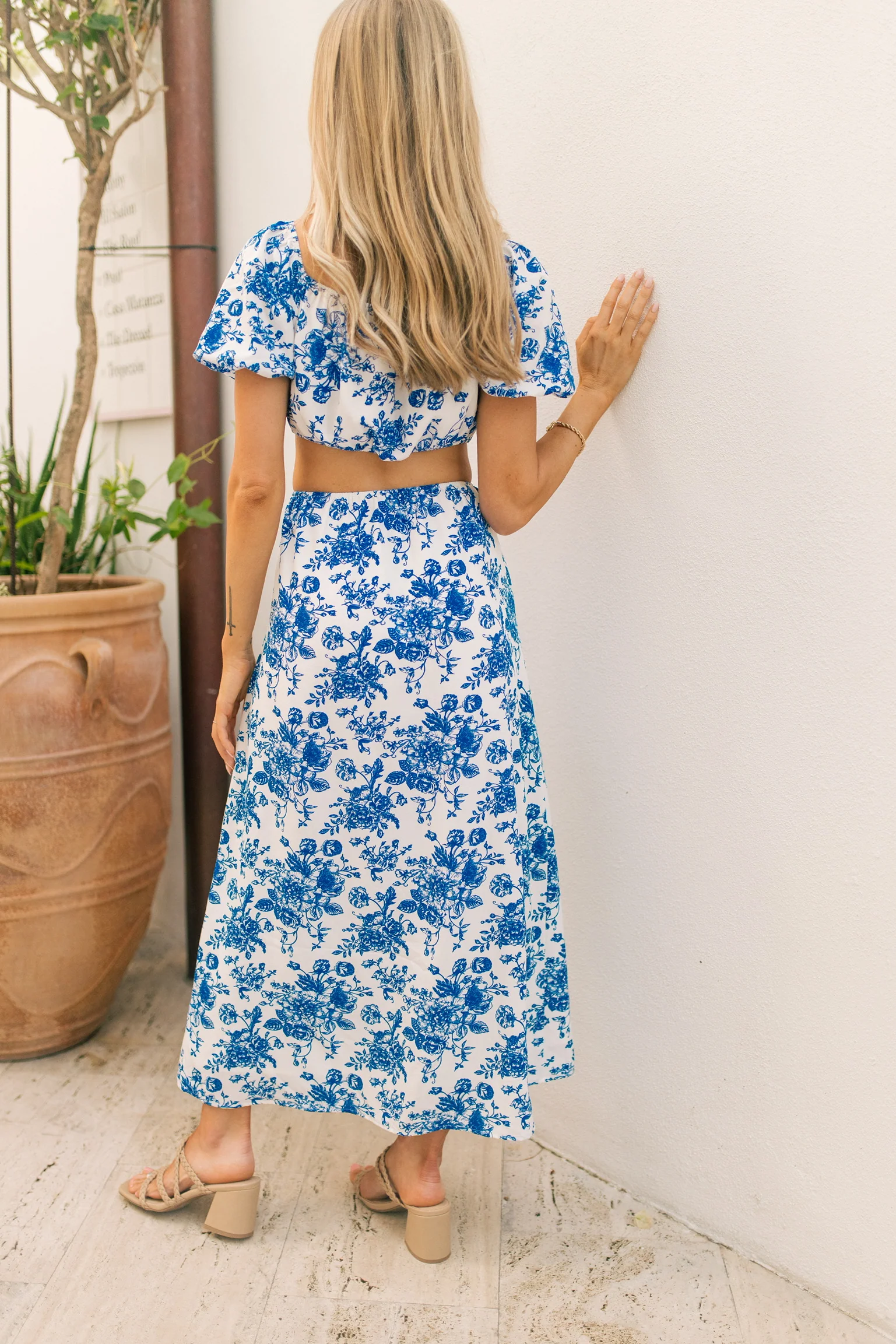Antique Finding Dress - Image 2