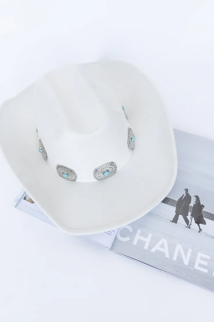 Bold Look Cowgirl Hat - Image 3