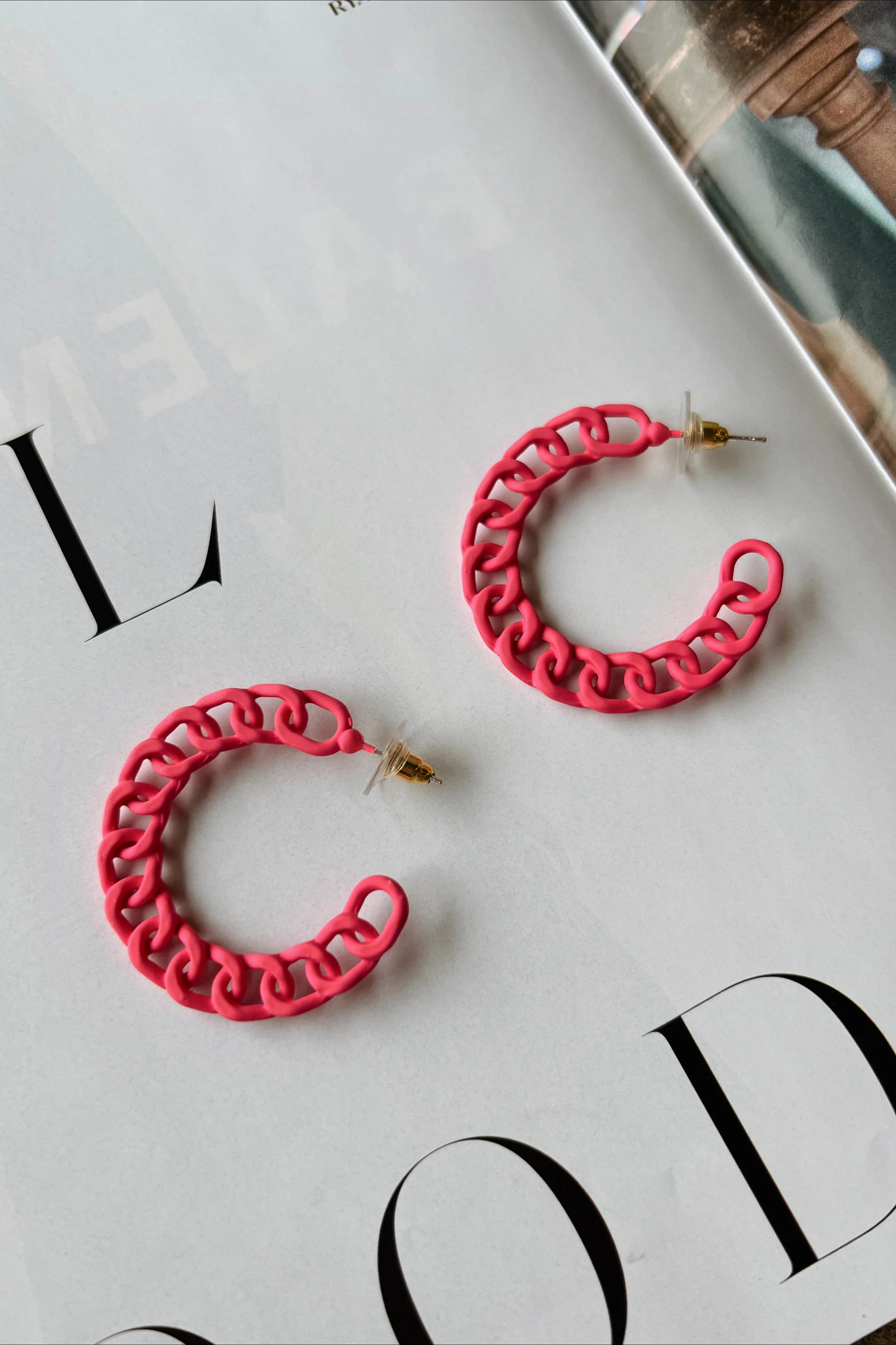 Link Up Earrings - Image 2