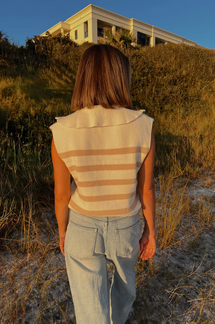 Carey Sweater Vest - Image 2