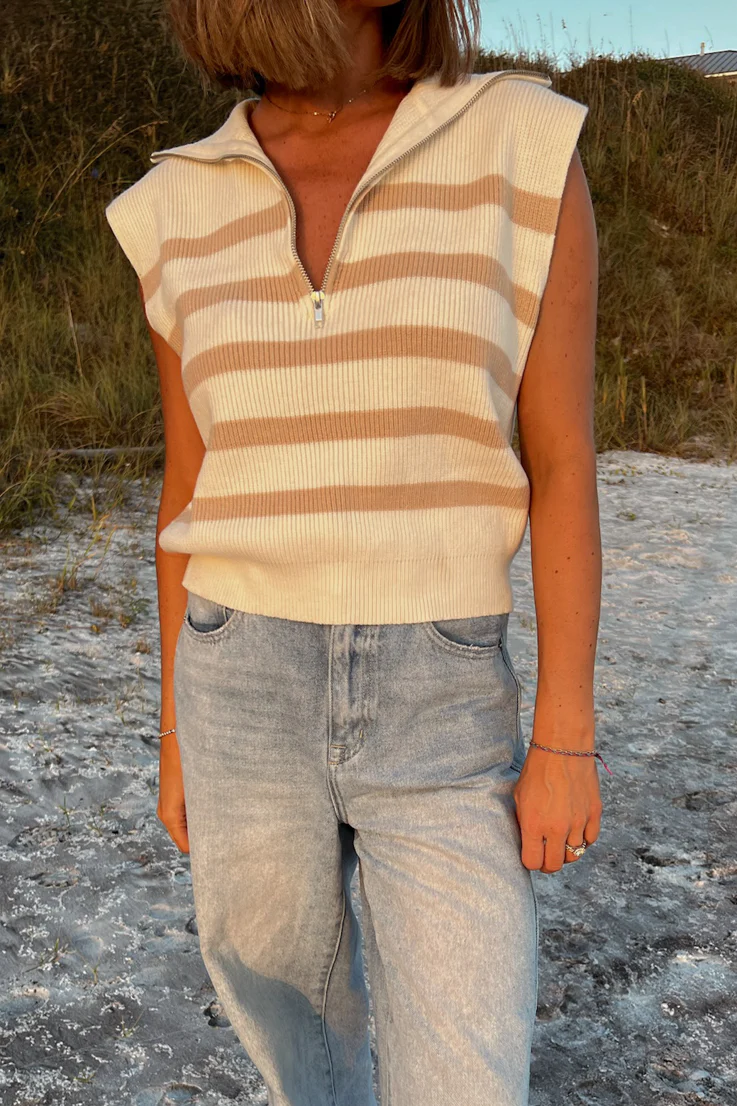Carey Sweater Vest - Image 3