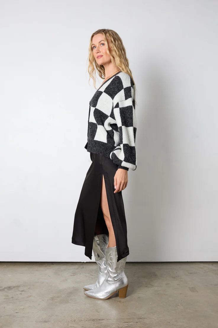 Check Her Out Cardigan - Image 4