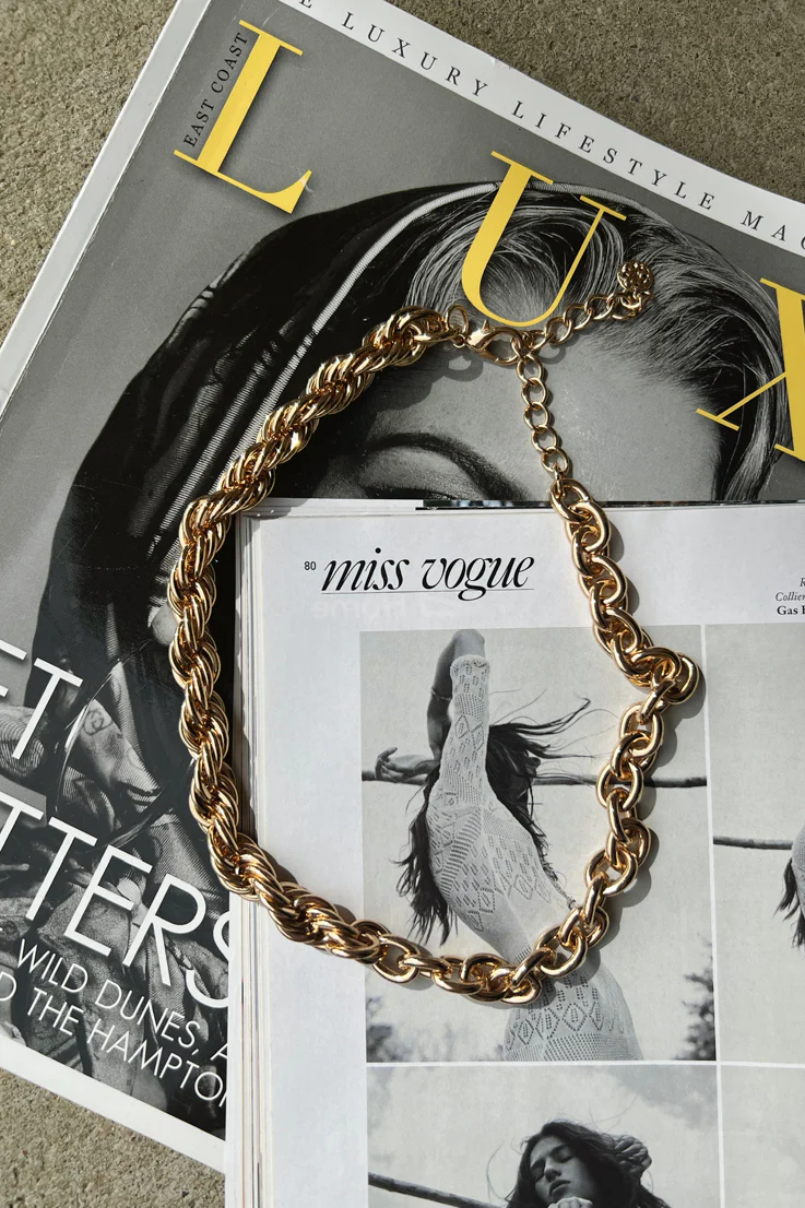 Claire Chain Necklace - Image 2