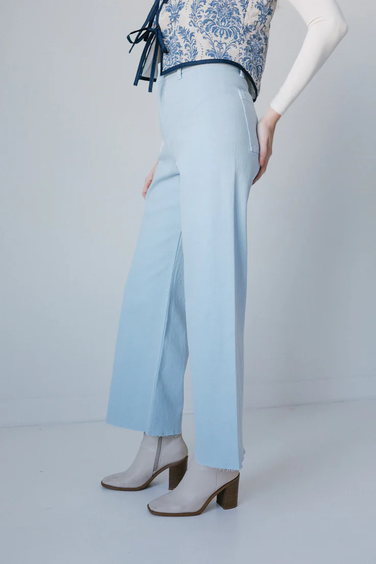 Devan Denim - Image 64