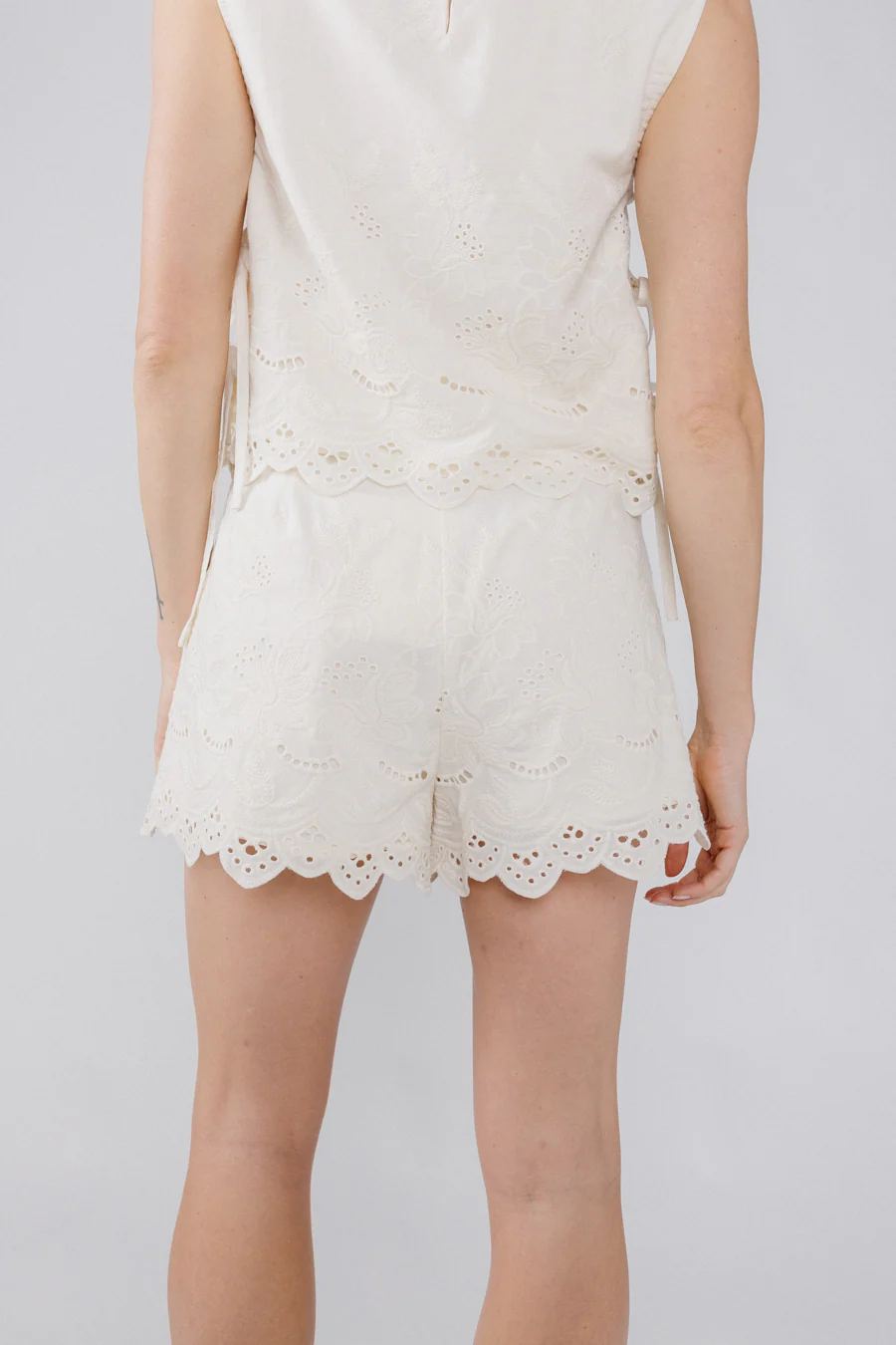 Dorian Shorts - Image 2