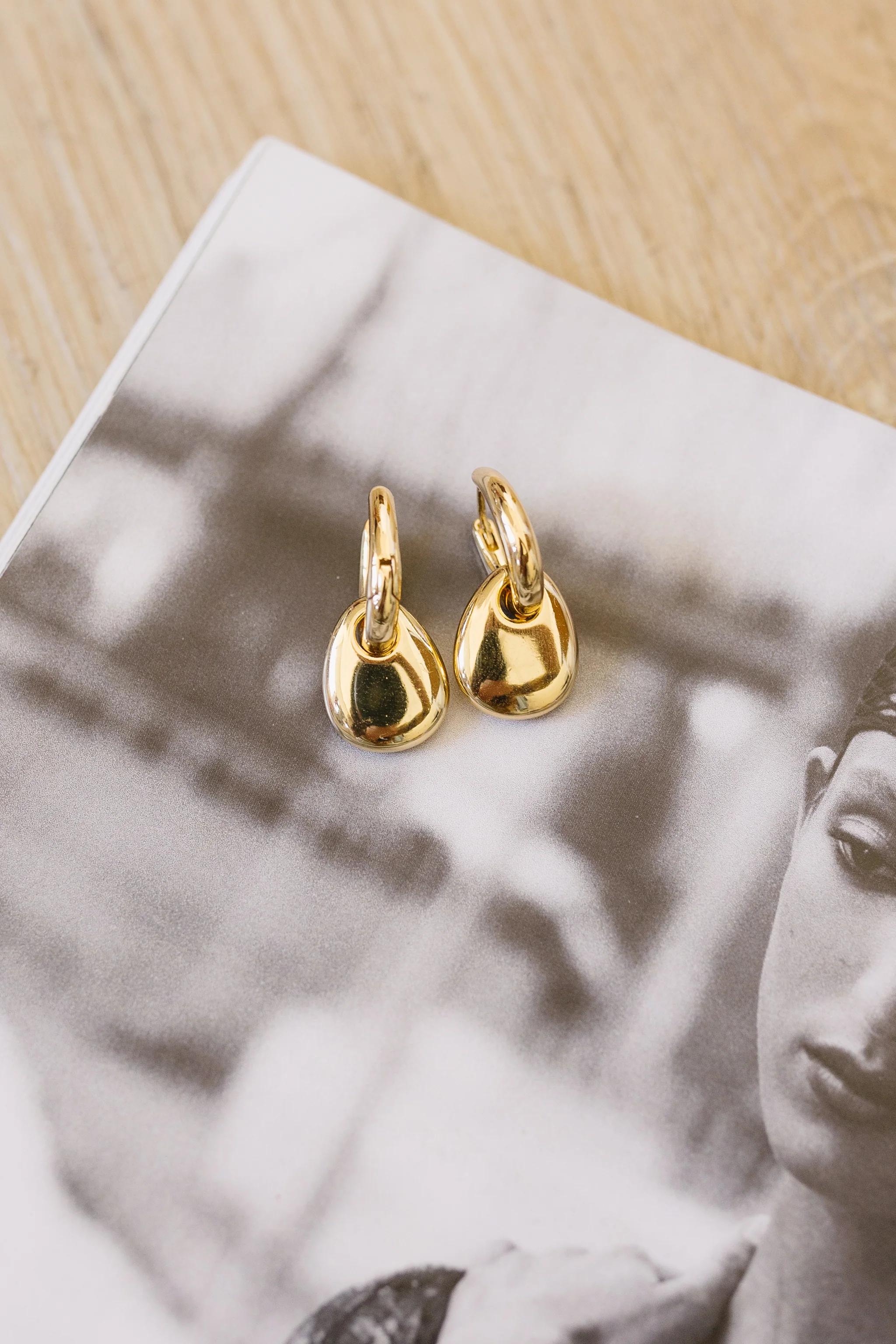 Effortless Shine Hoops - Image 3