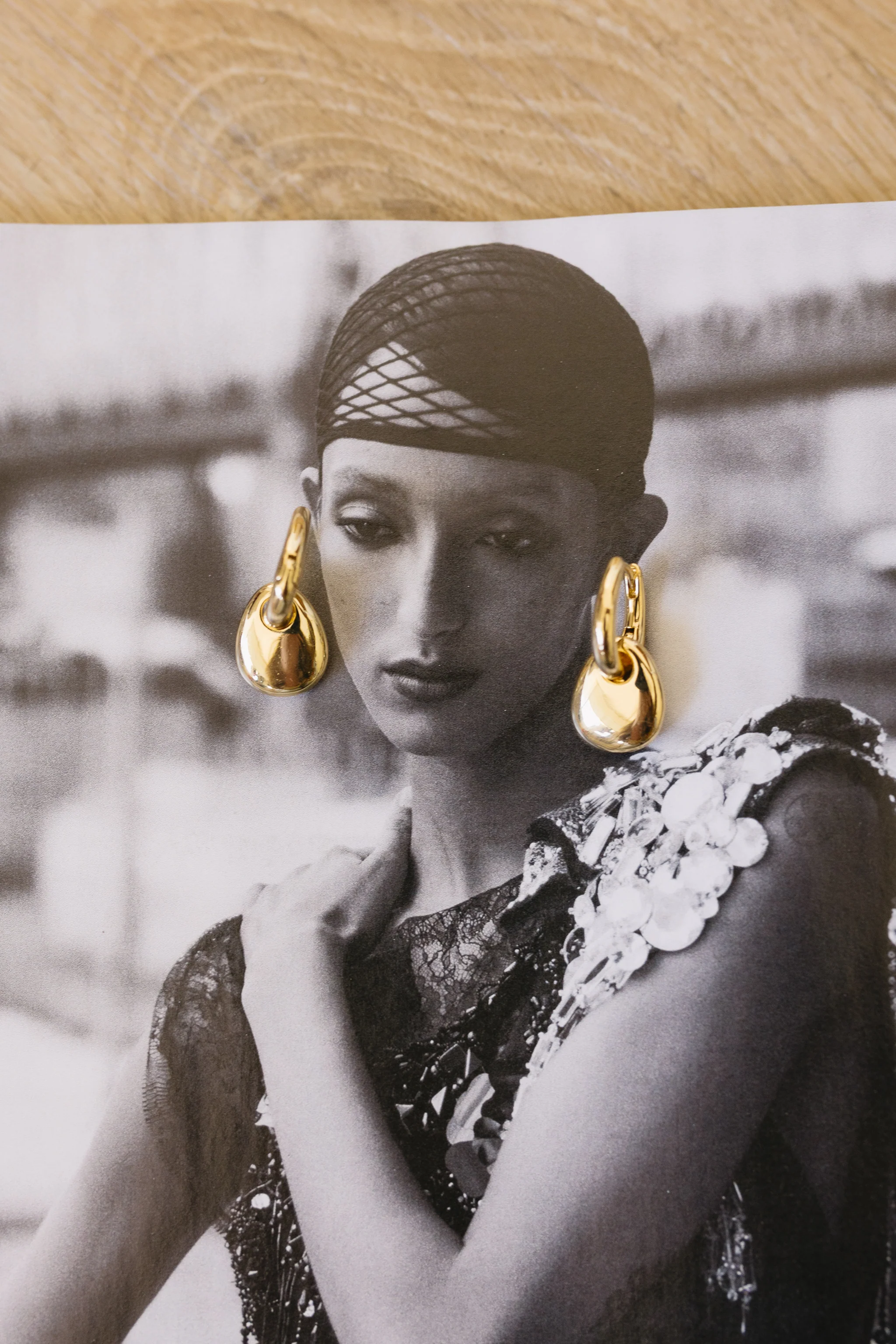 Effortless Shine Hoops - Image 4