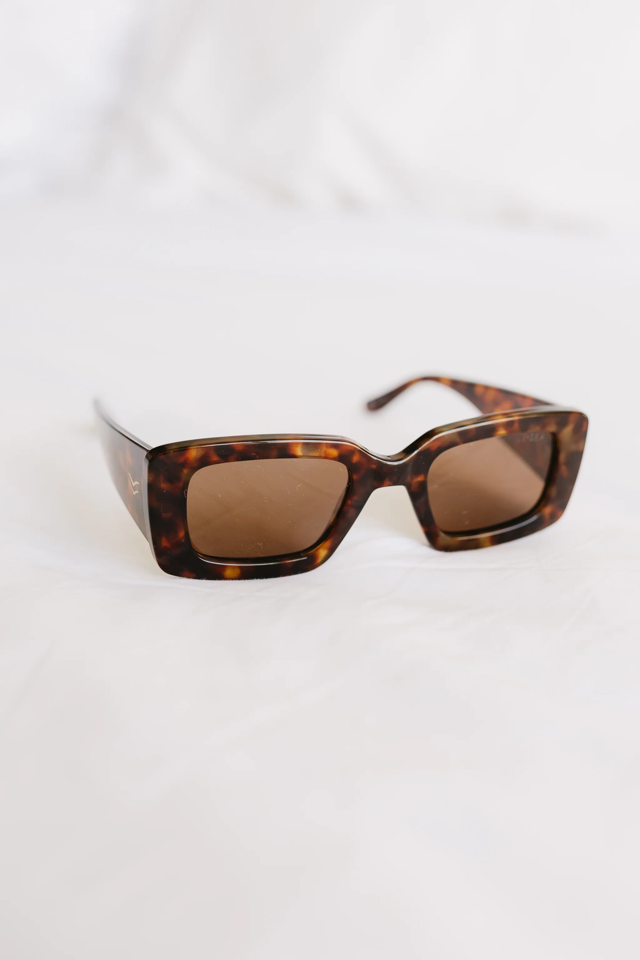 Emory Sunglasses - Image 2