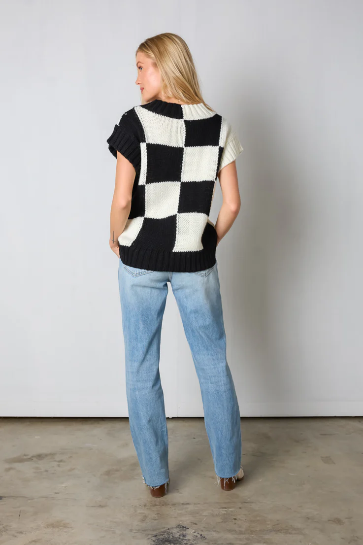 Flynn Sweater Vest - Image 2