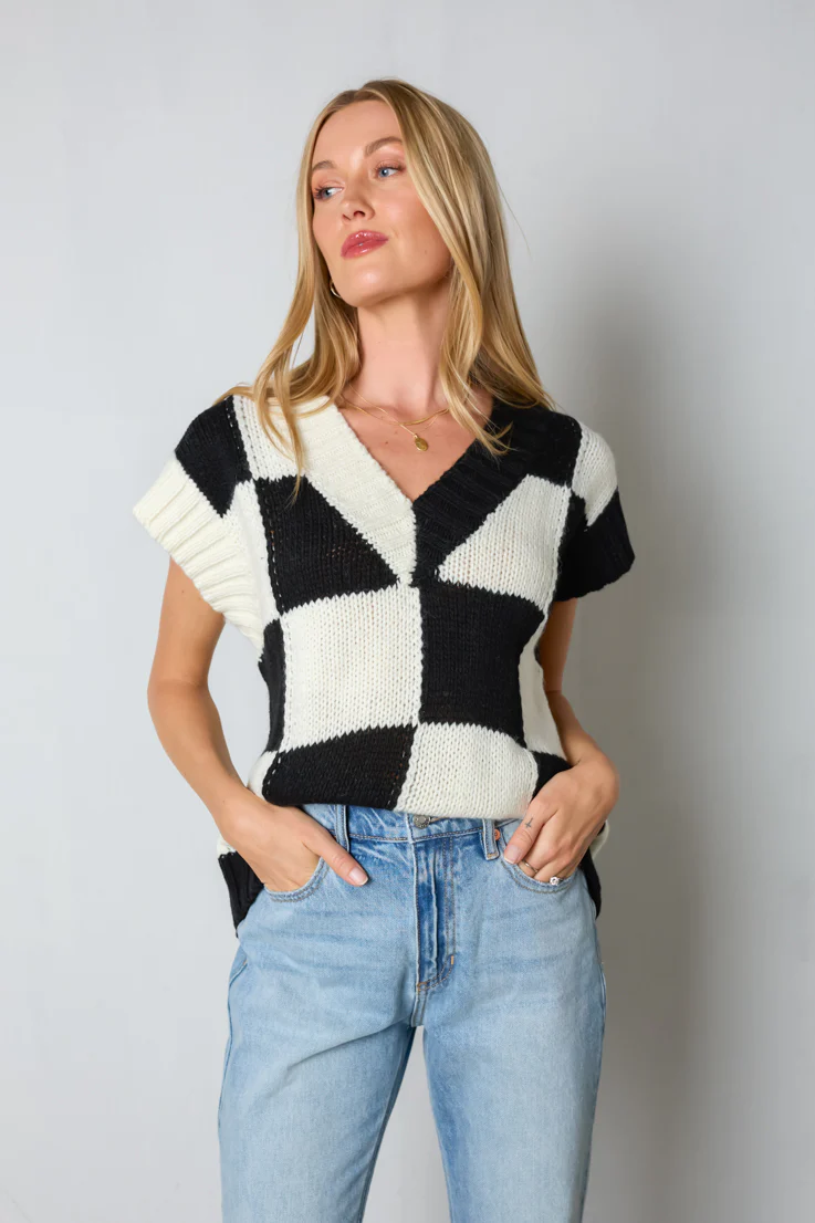 Flynn Sweater Vest - Image 3