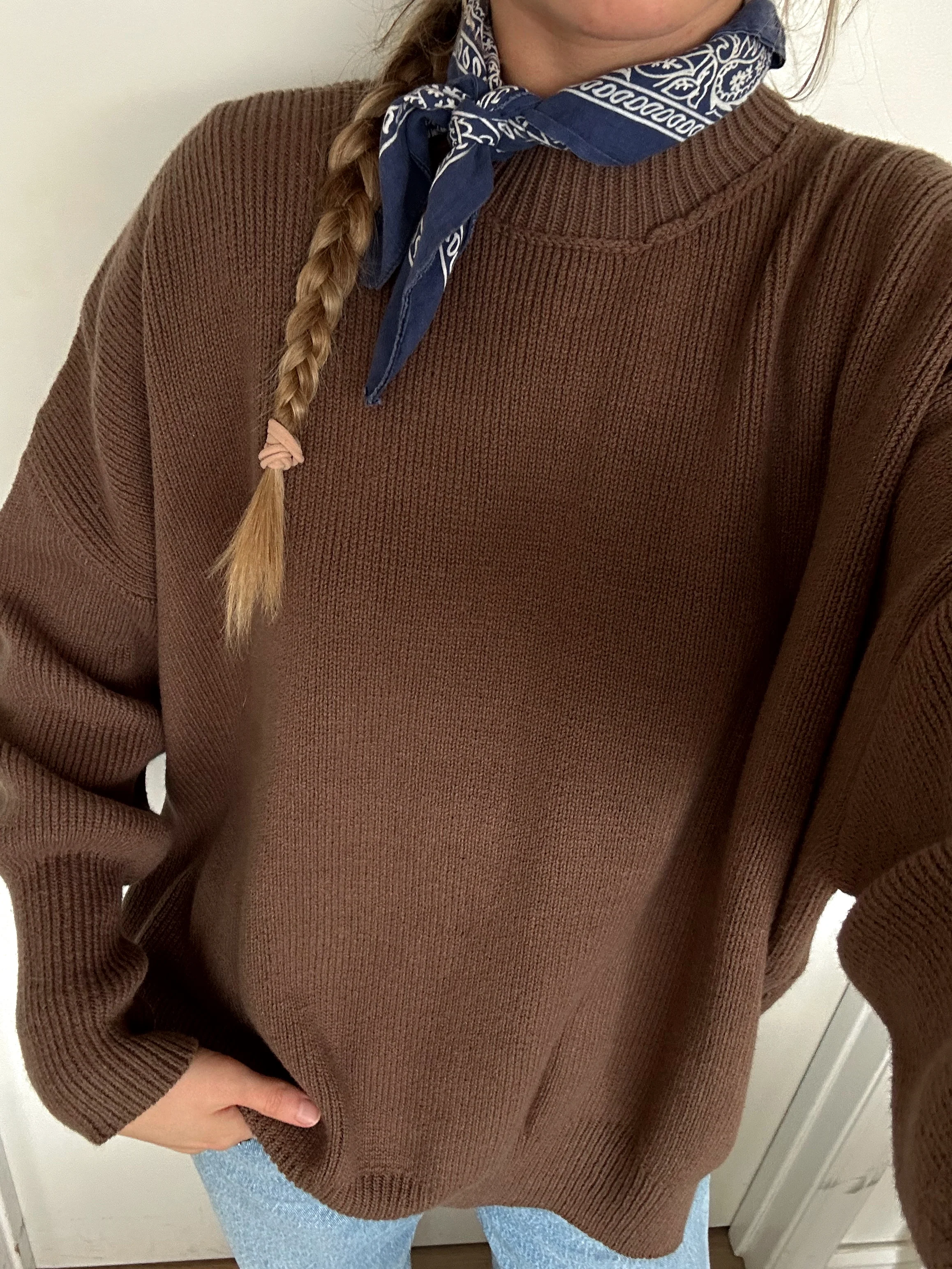 Full Moon Sweater - Image 27