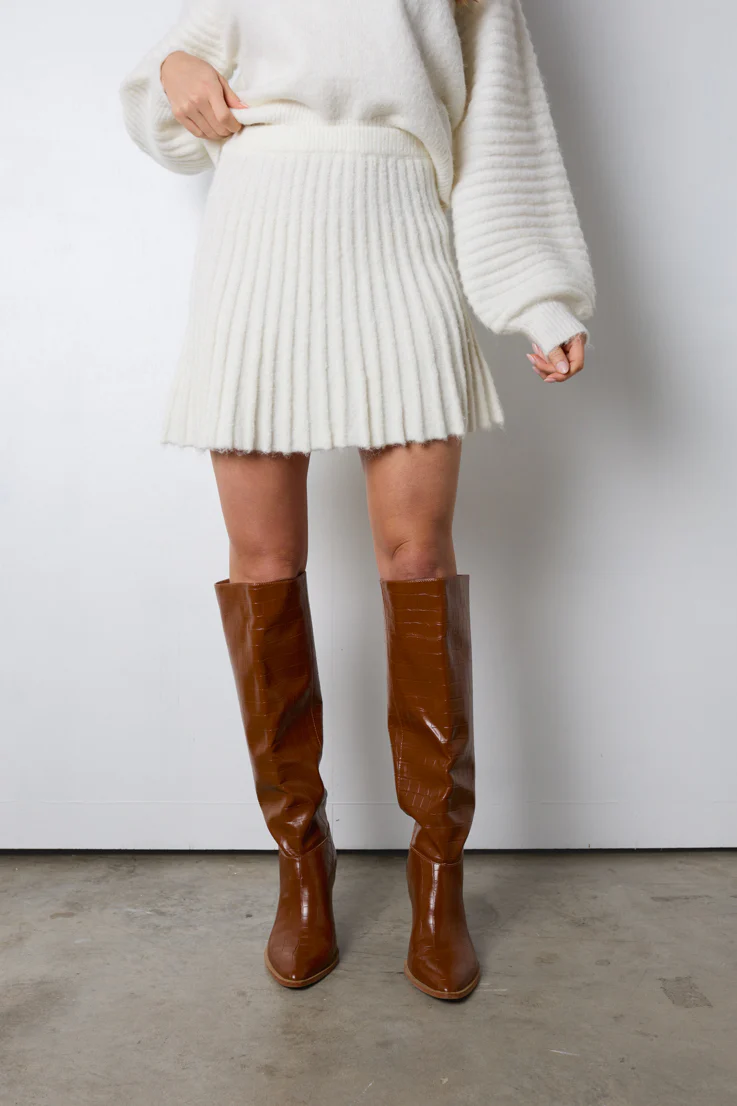 Gabrielle Knit Skirt - Image 8