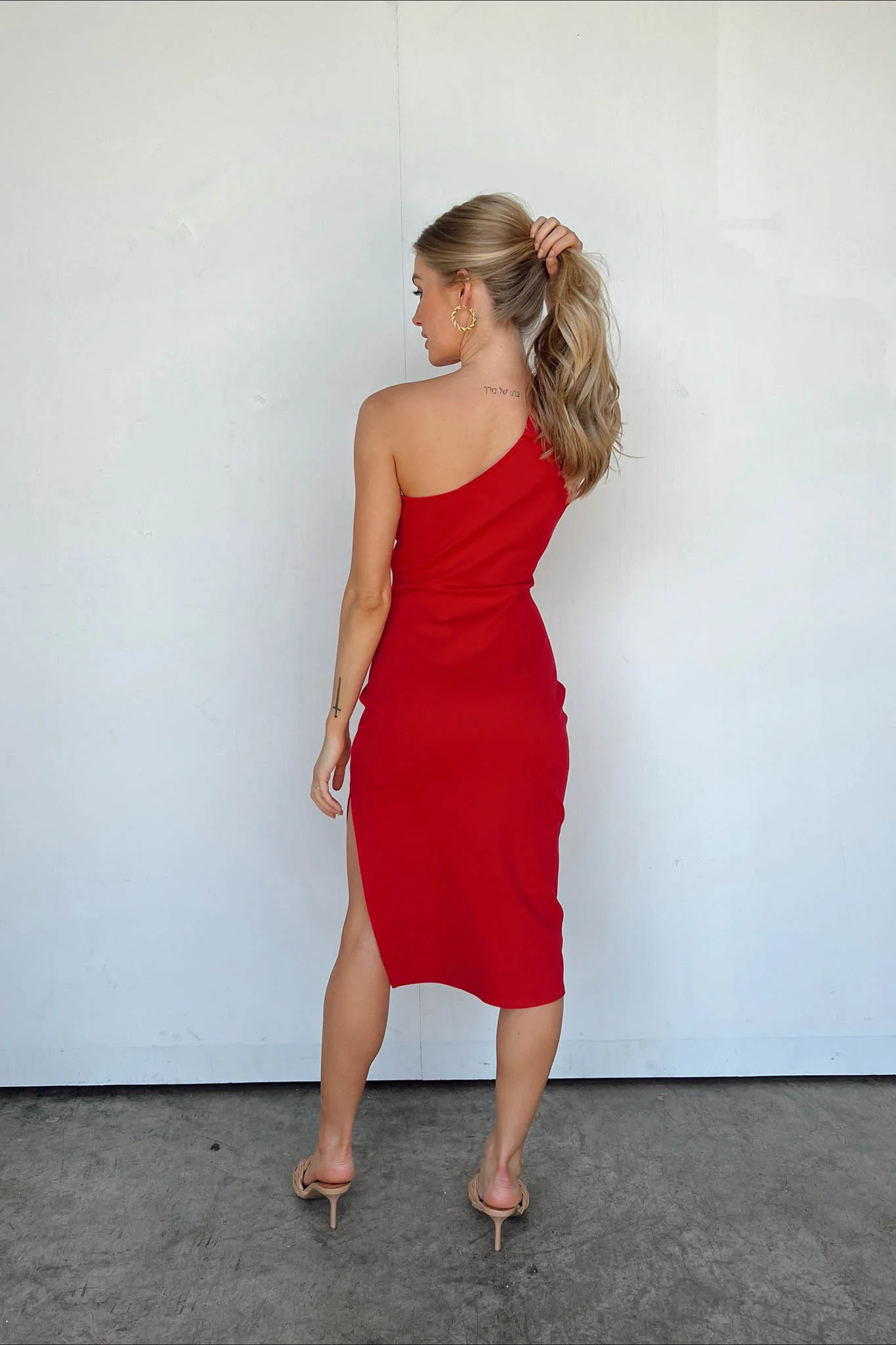 Graceful Leader Dress - Image 4