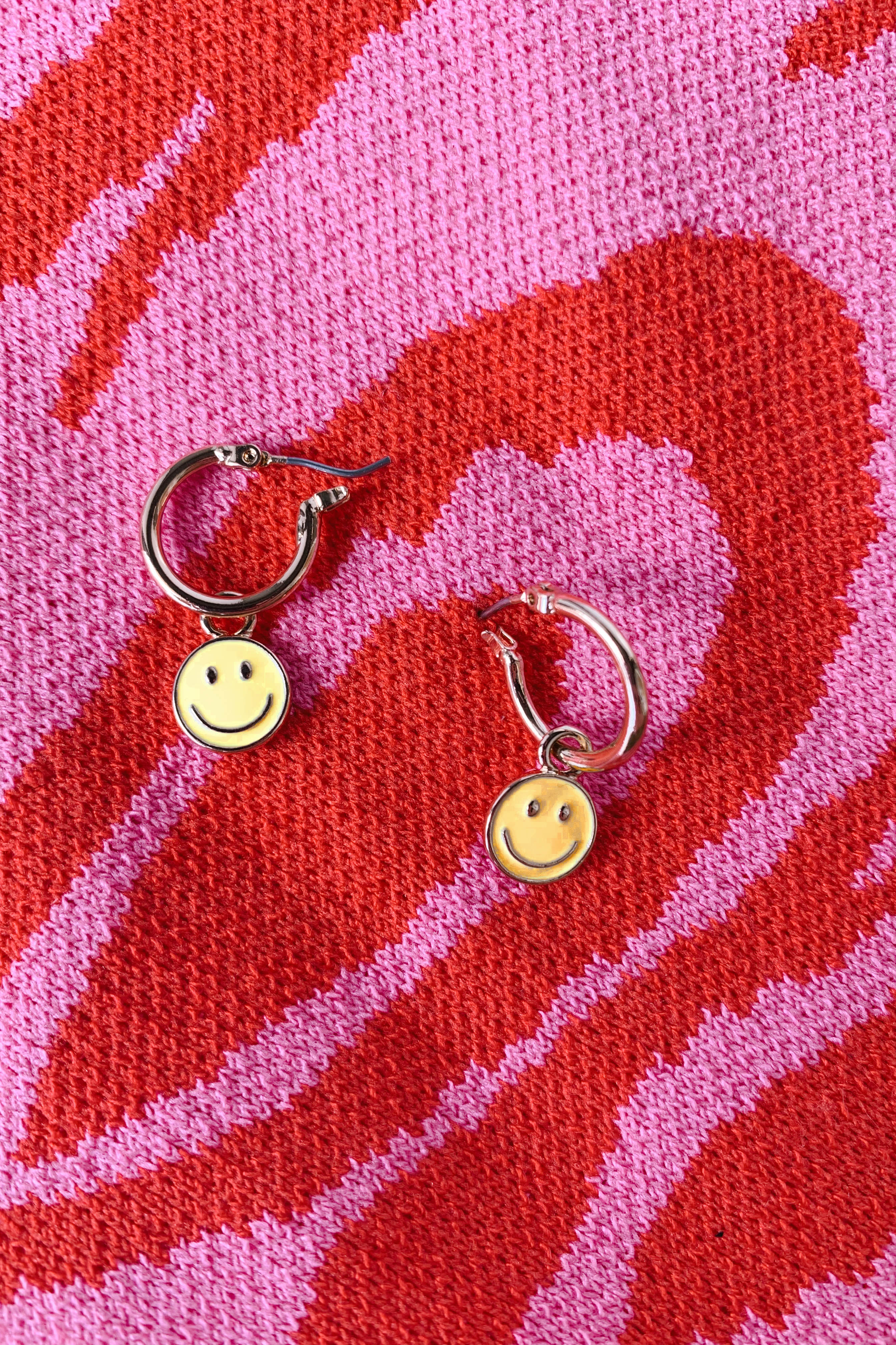 Happy Girl Hoops - Image 3