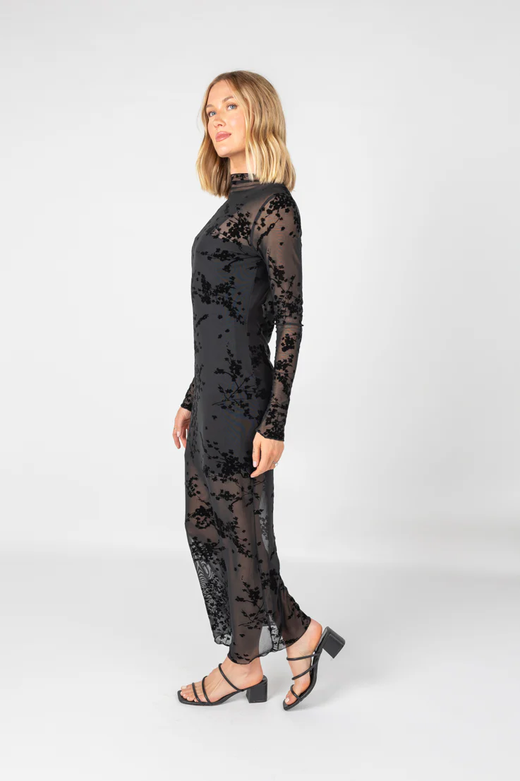 Legendary Dress - Image 4