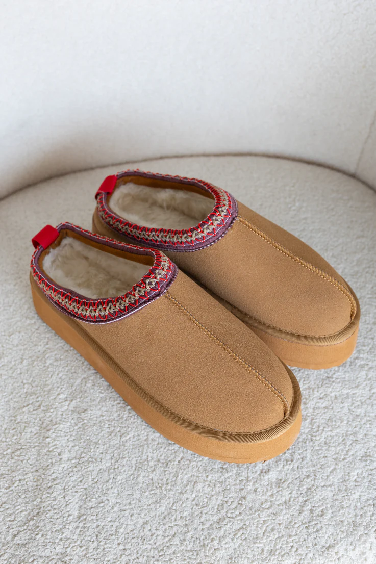 Let's Cuddle Slippers - Image 4