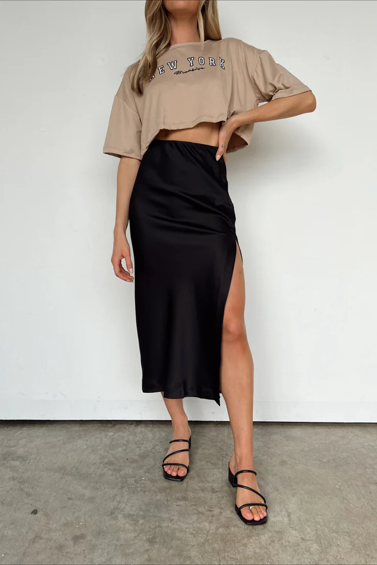 Long Walks Midi Skirt - Image 3