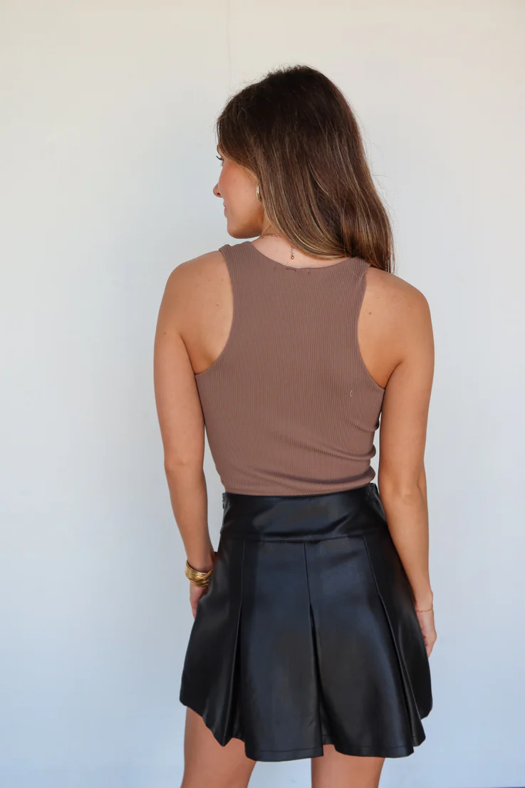 Lynn Pleated Skirt - Image 3