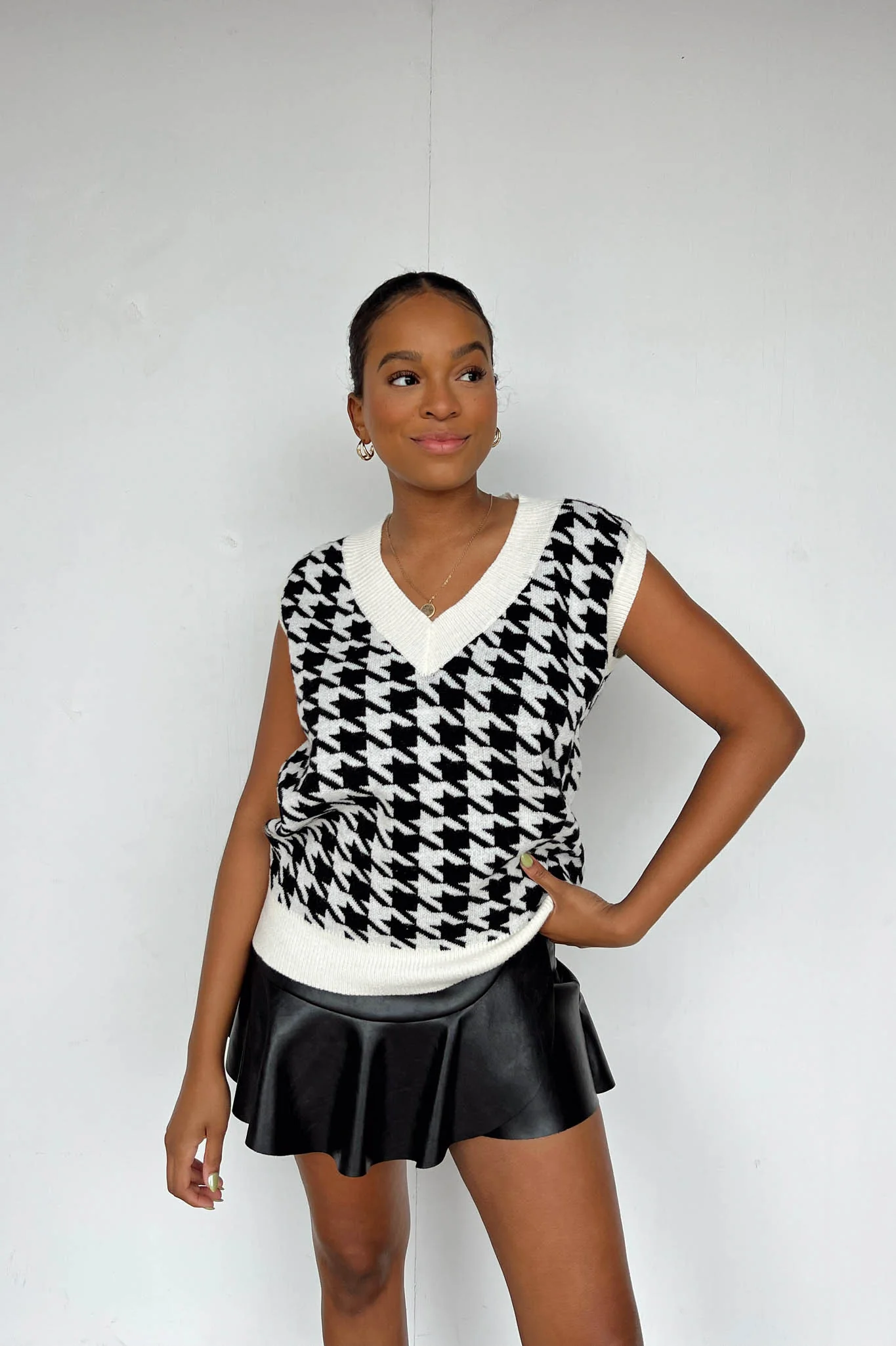 Rachel Sweater Vest - Image 3