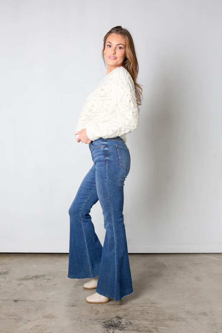 Salem Sweater - Image 4