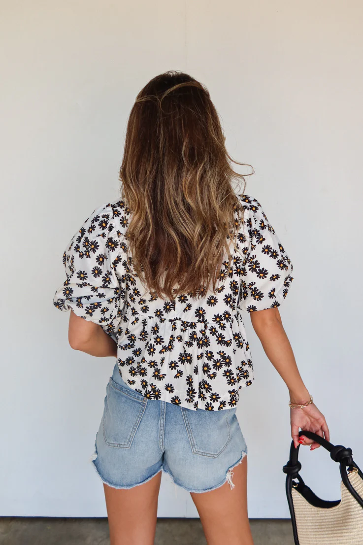 Seeing Daisies Top - Image 2