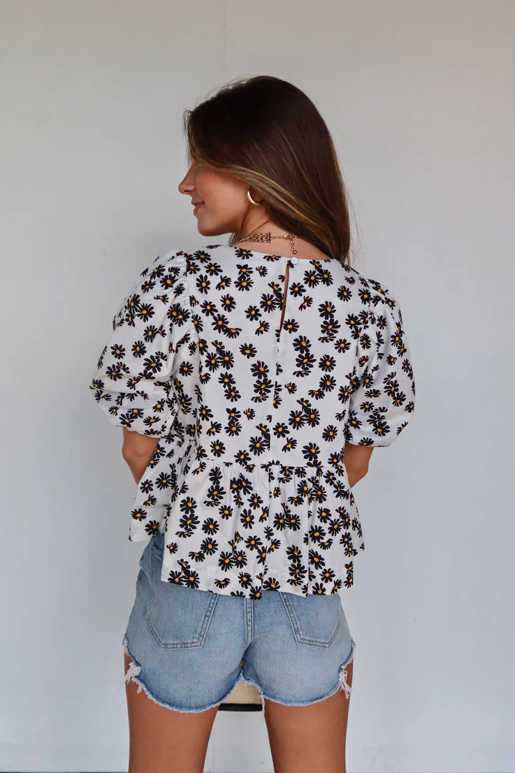 Seeing Daisies Top - Image 5