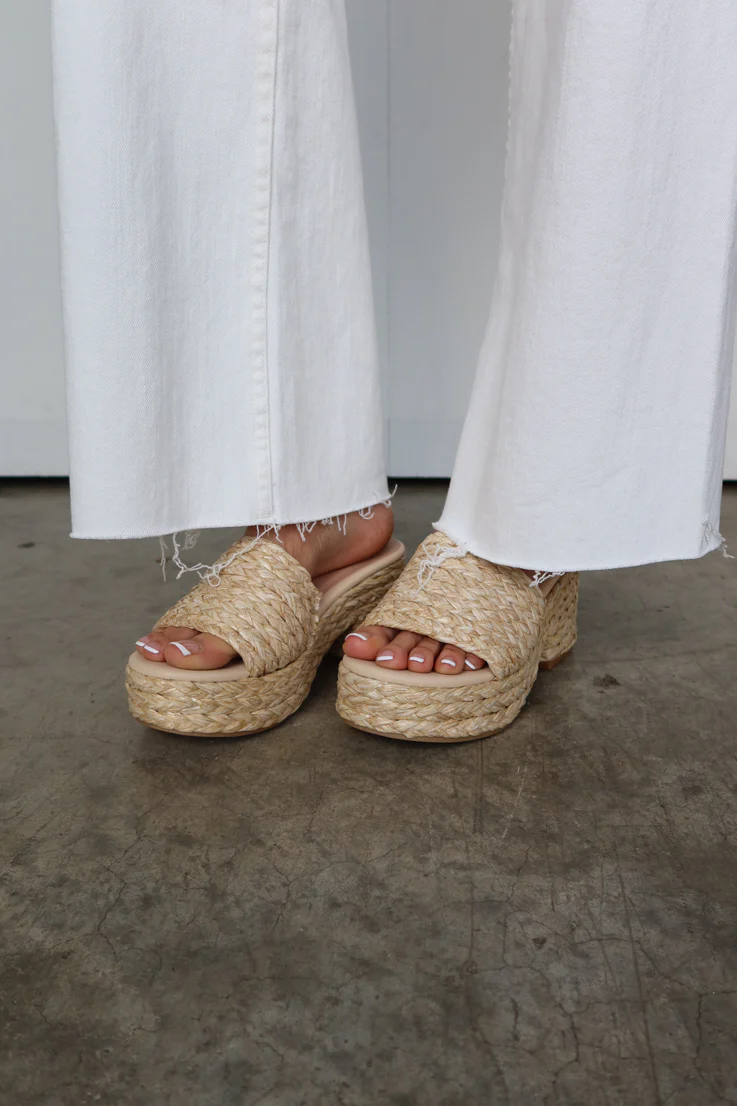 Sunshine Lover Platform Sandals - Image 4