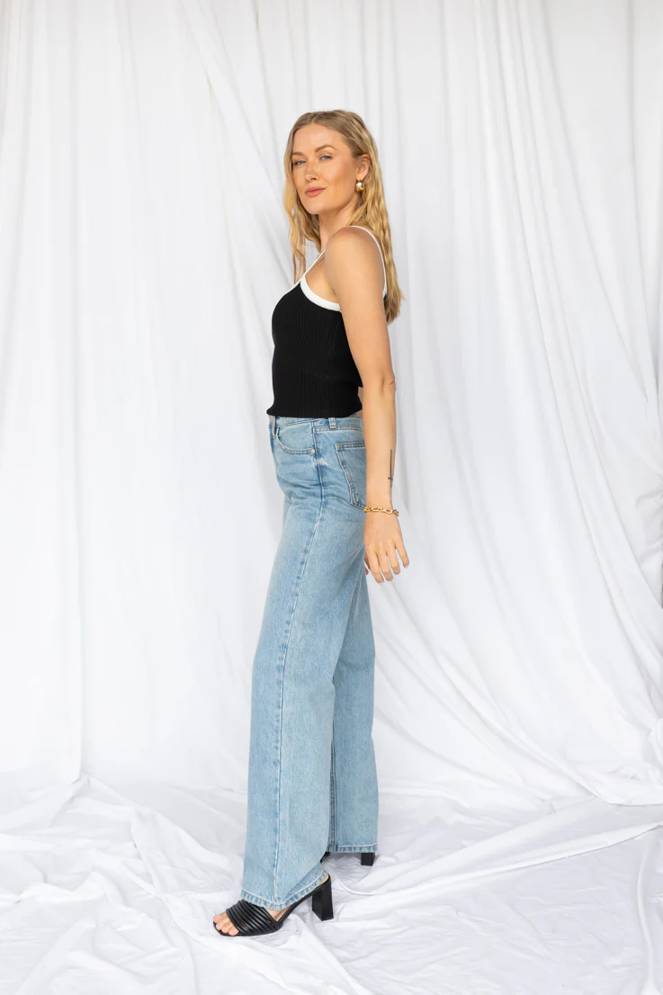 Timeless Style Tank - Image 4