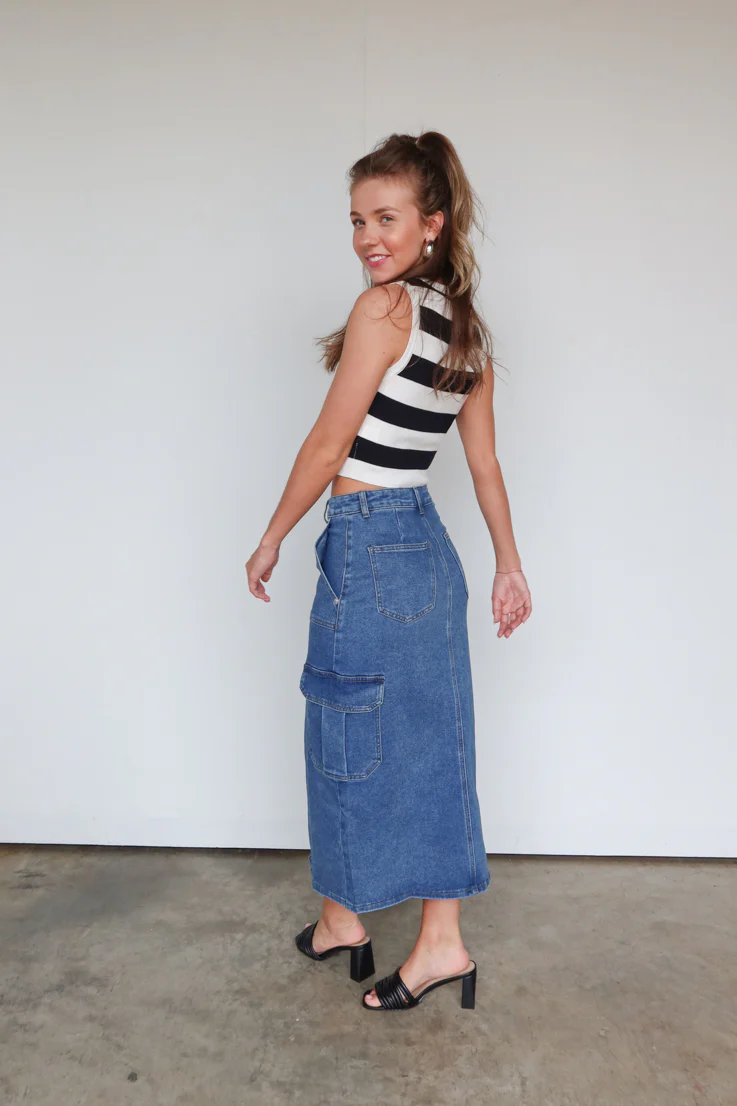 With A Smile Tank - Image 4
